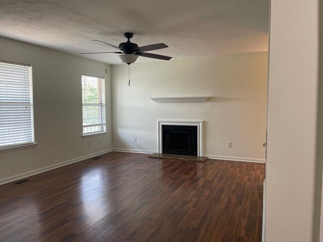 Building Photo - Single Family Home West Nashville Croleywood