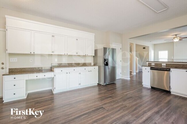 Building Photo - 107 Salem Pl Ct