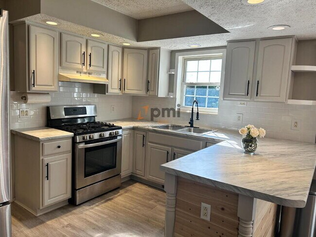 Building Photo - 14998 S 575 W