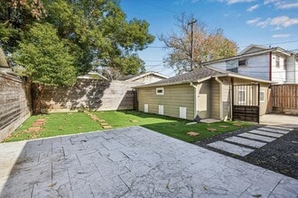 Building Photo - 1624 Branard St