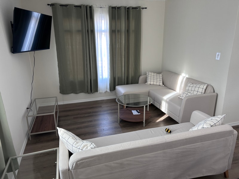 Building Photo - 502 Potomac St