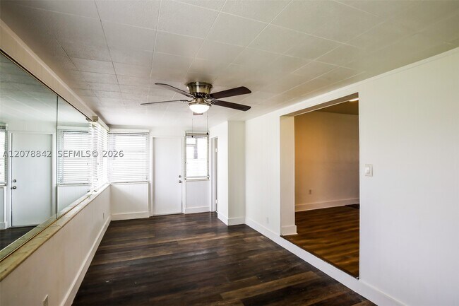Building Photo - 10020 SW 37th St