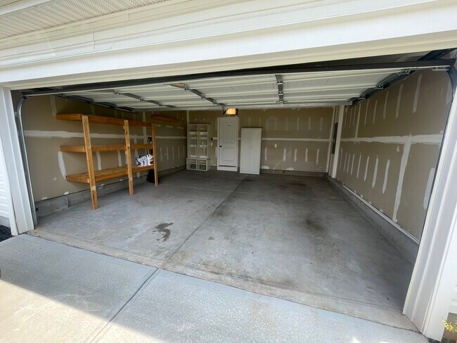 Building Photo - Easley Single Family Home