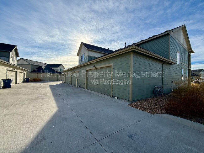 Building Photo - 2640 Brookstone Dr