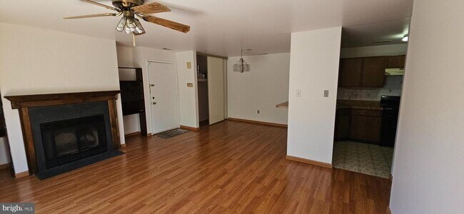 Building Photo - 2408 Adams Ct
