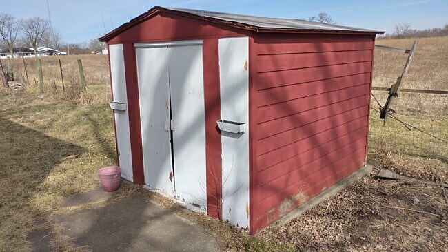 Building Photo - 1429 Casa Blanca Ln