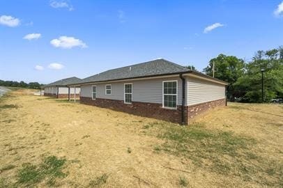 Building Photo - 302 Oak Grv Cir