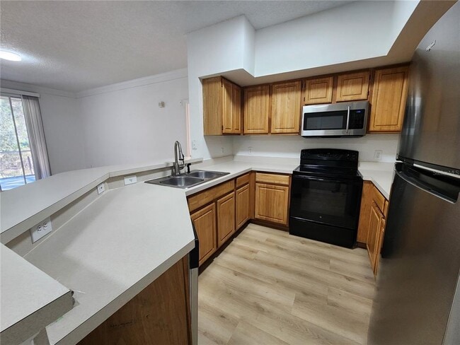 Building Photo - 13037 Mulberry Park Dr