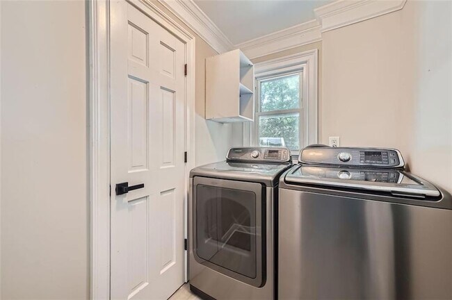 Building Photo - 7575 Ball Mill Rd NE