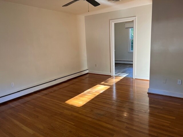 living room - 490 E Indiana Ave