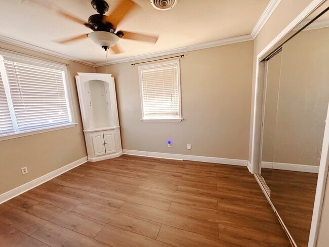 Building Photo - 936 Brockenbraugh Ct