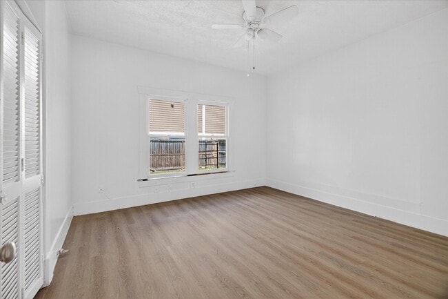 Building Photo - 1607 Holman St