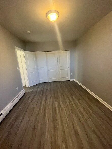 Building Photo - 109 Adelaide St