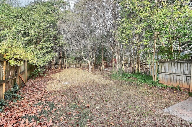 Building Photo - 1415 Springwood Ln