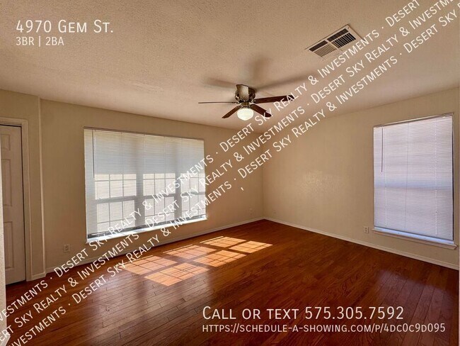 Building Photo - 4970 Gem St