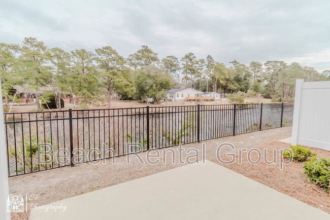 Building Photo - 109 Oxfordshire St