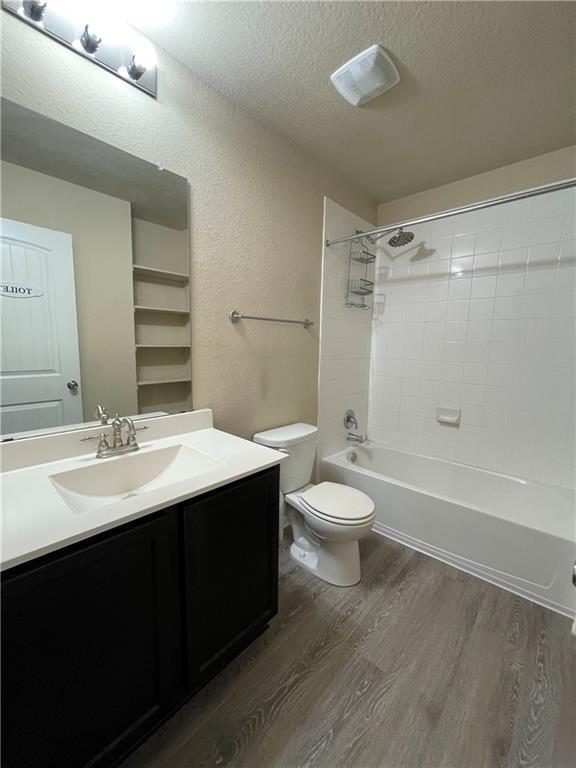 Building Photo - 222 Camellia Dr