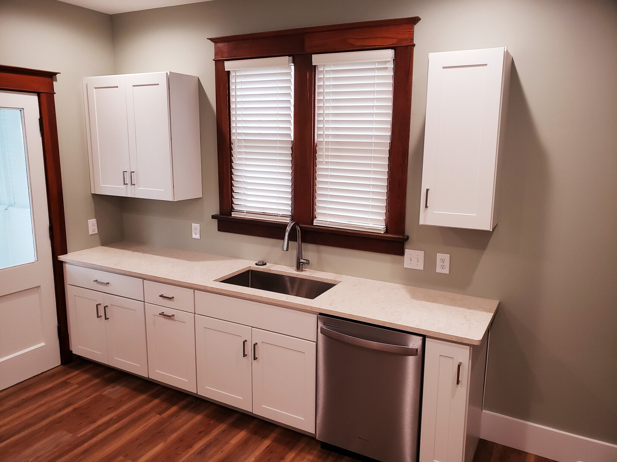 Kitchen - 1028 Highland Ave