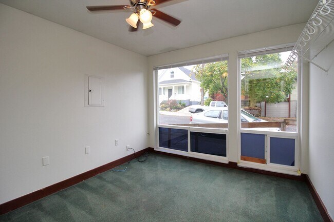 Building Photo - 6630-6630 NE Garfield Ave.