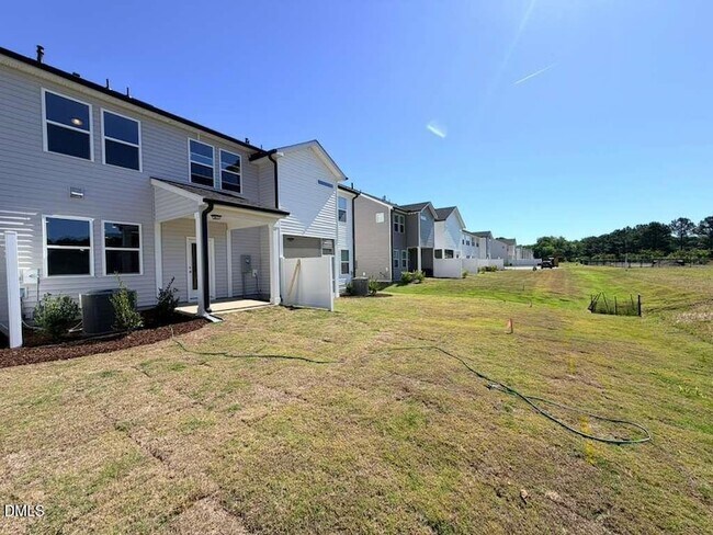 Building Photo - 3846 Well Fleet Dr