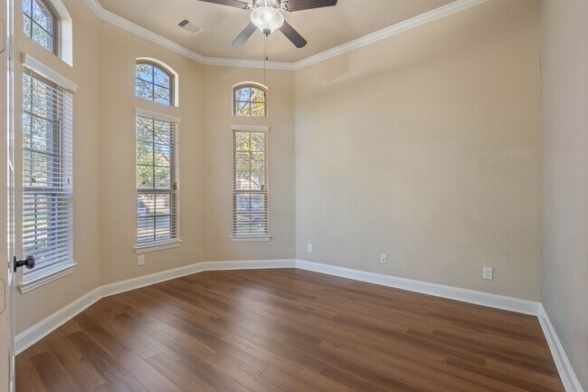 Building Photo - 166 Lindenberry Cir