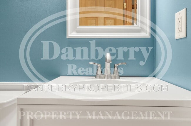 Building Photo - 1564 Plum Creek Dr