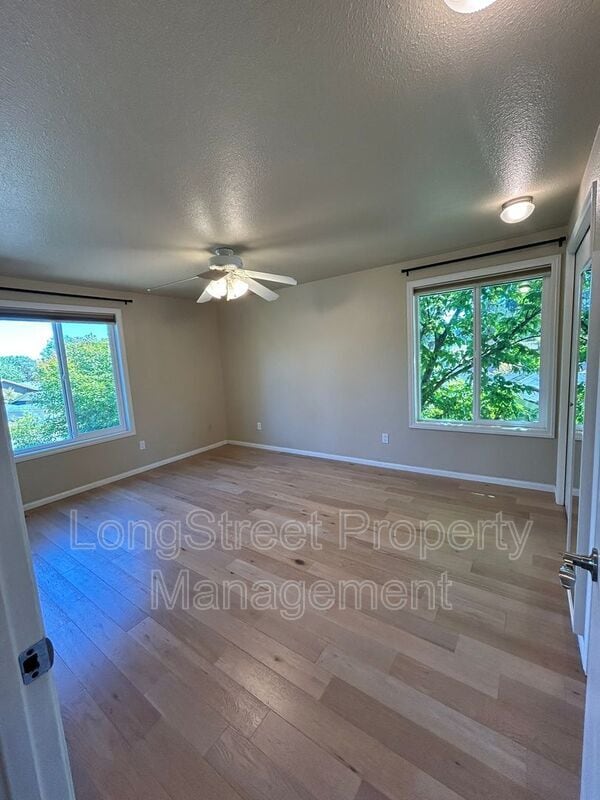Building Photo - 4181 NW Jasmine Pl