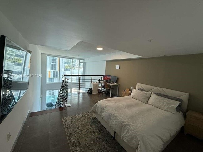 Building Photo - 41 SE 5th St