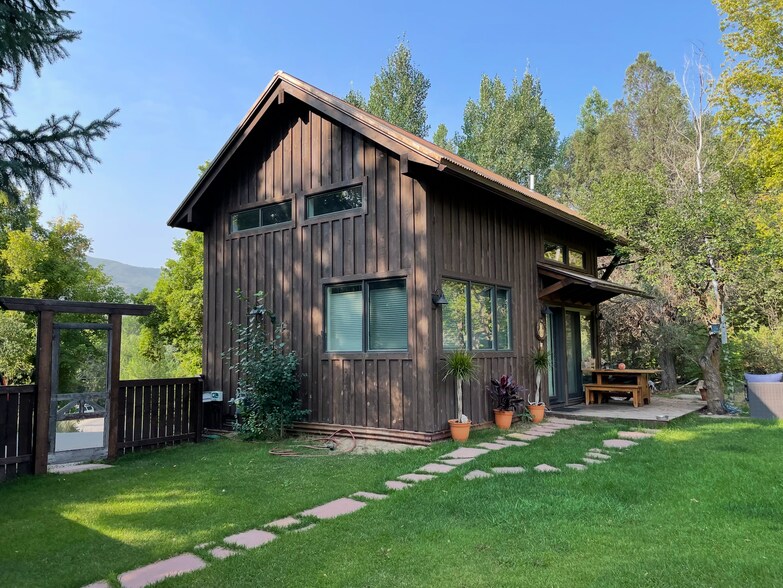 Primary Photo - 134 Sopris Dr