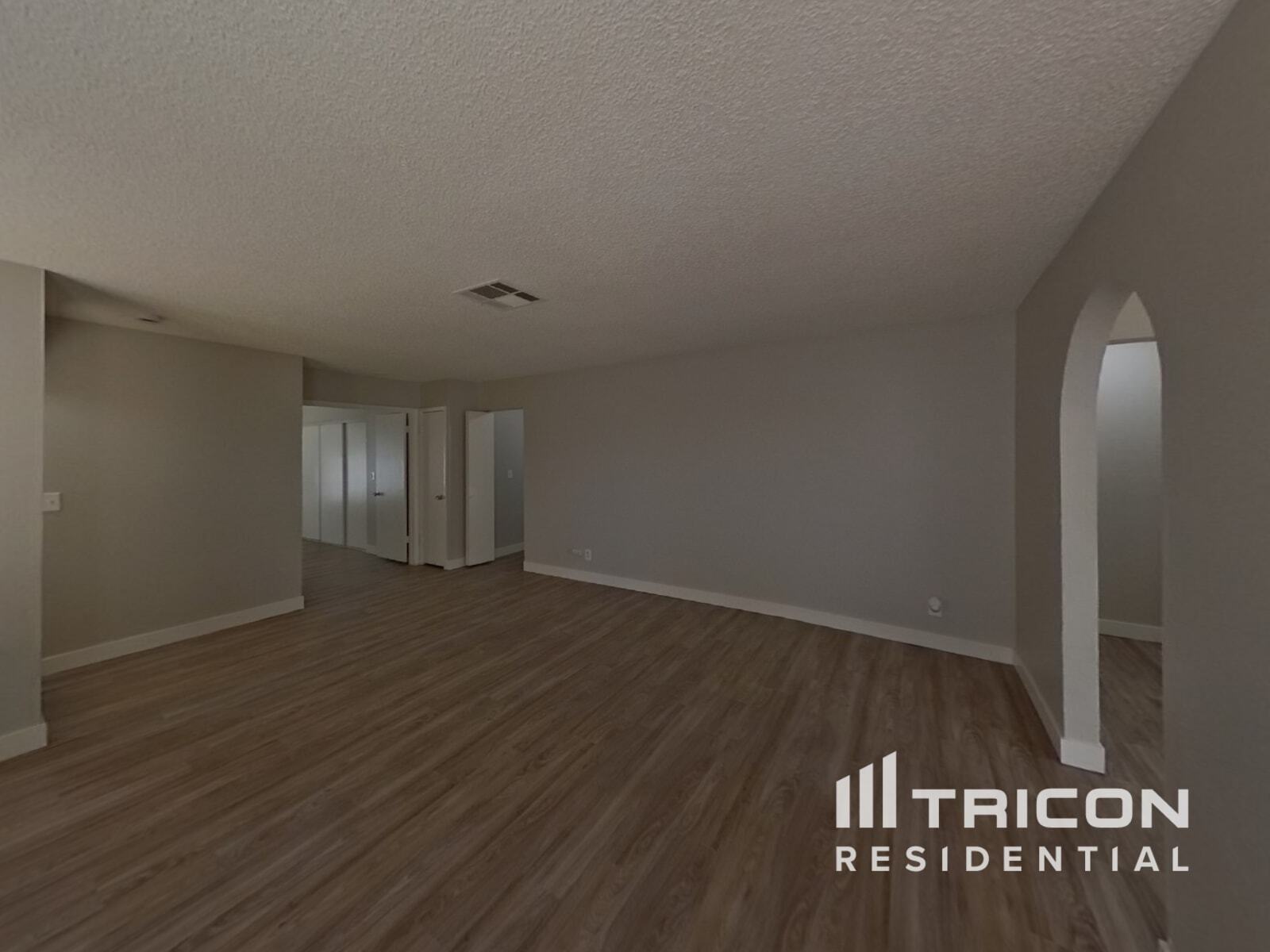 Building Photo - 523 Bayberry Dr