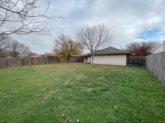 Building Photo - 3914 Oak Valley Dr