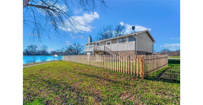 Building Photo - 75 Castle Coombe Ct