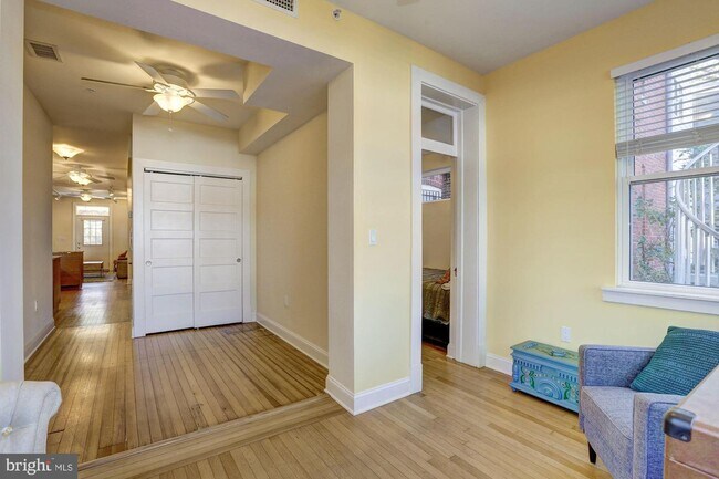 Building Photo - 4114 New Hampshire Ave NW