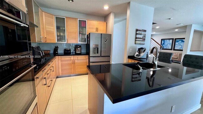 Building Photo - 4411 Foxtail Ln