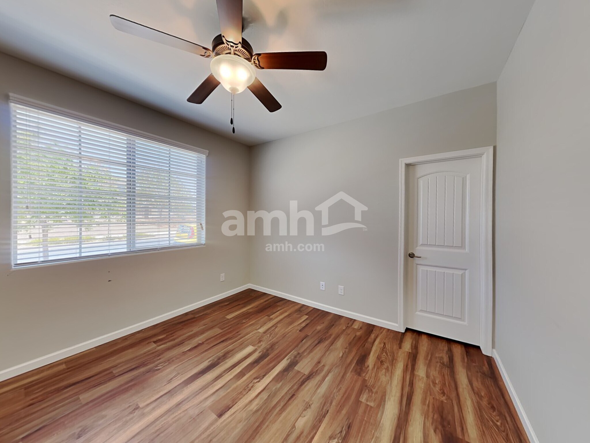 Building Photo - 20793 W Maiden Ln