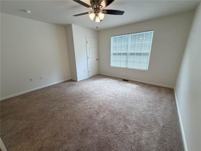 Building Photo - 80 Cleves Way