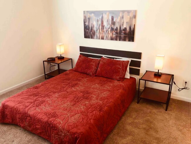 Building Photo - 105 Ross Moore Ave