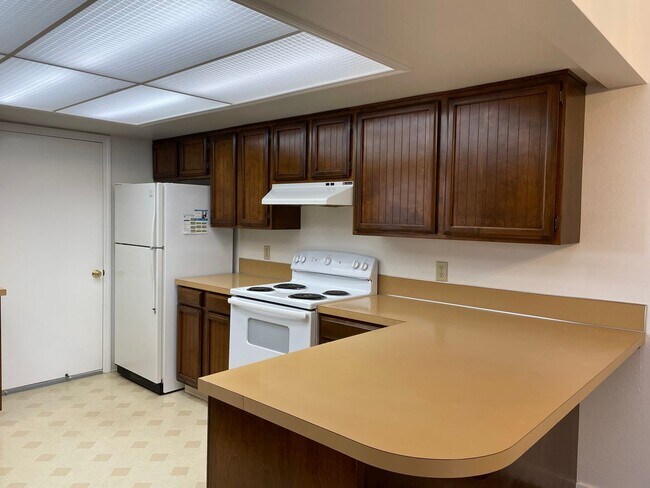 Building Photo - K14111 A &amp; B
