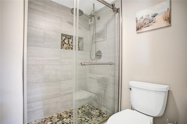 Building Photo - 5200 N Ocean Blvd