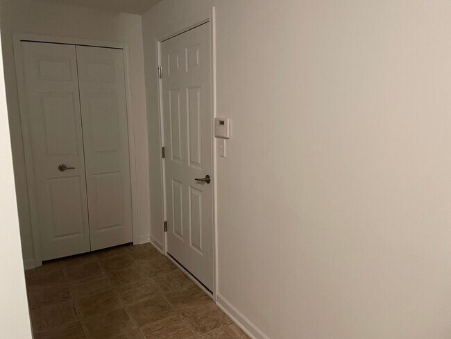 Building Photo - Located in the Detroit-Shoreway Area