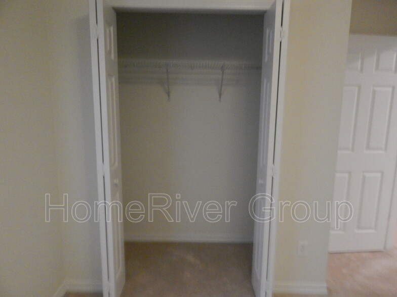 Building Photo - 133 Sandstone Trail