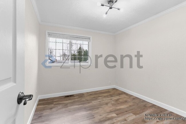 Building Photo - 12953 SE 157th Pl