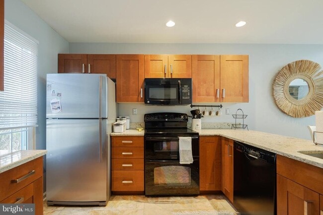 Building Photo - 293 Wexford Ct
