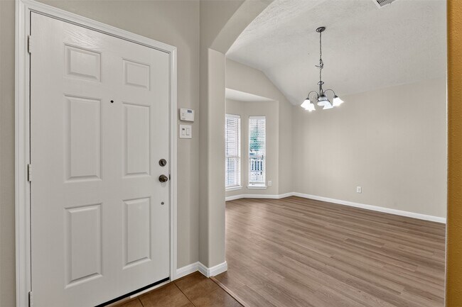 Building Photo - 11714 Bollinger Park Ct