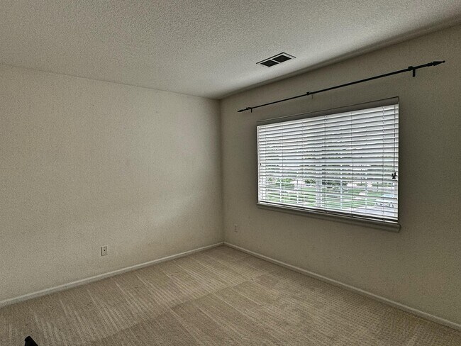Building Photo - 4271 S Blackhawk Cir