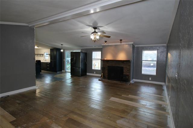 Building Photo - 10188 Lake Dr