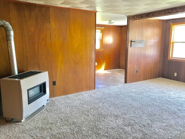 Building Photo - 905 4th St