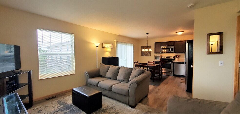 Living space. (photo from neighboring unit with the same layout) - 1756 St Joseph St