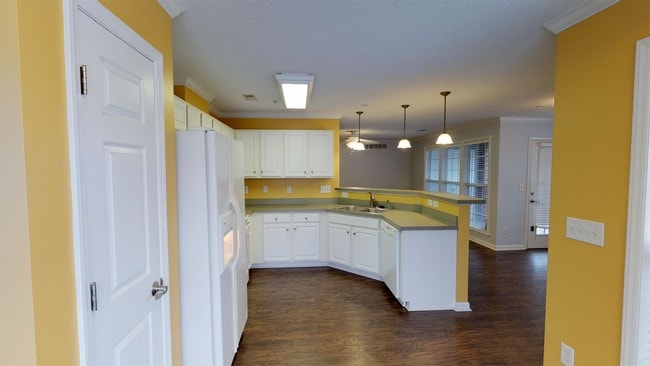 Building Photo - 130 Shallowford Reserve Dr