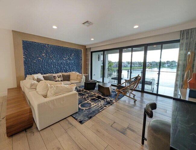 Building Photo - 17299 Pagoda Palms Dr